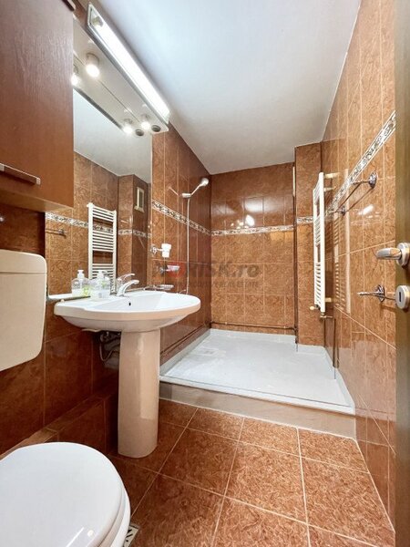 Timpuri Noi 2 camere decomandat   62mp  etaj 1 - centrala   metrou