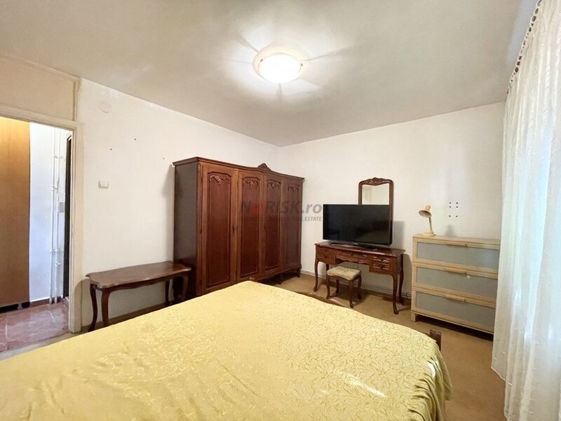 Timpuri Noi 2 camere decomandat   62mp  etaj 1 - centrala   metrou