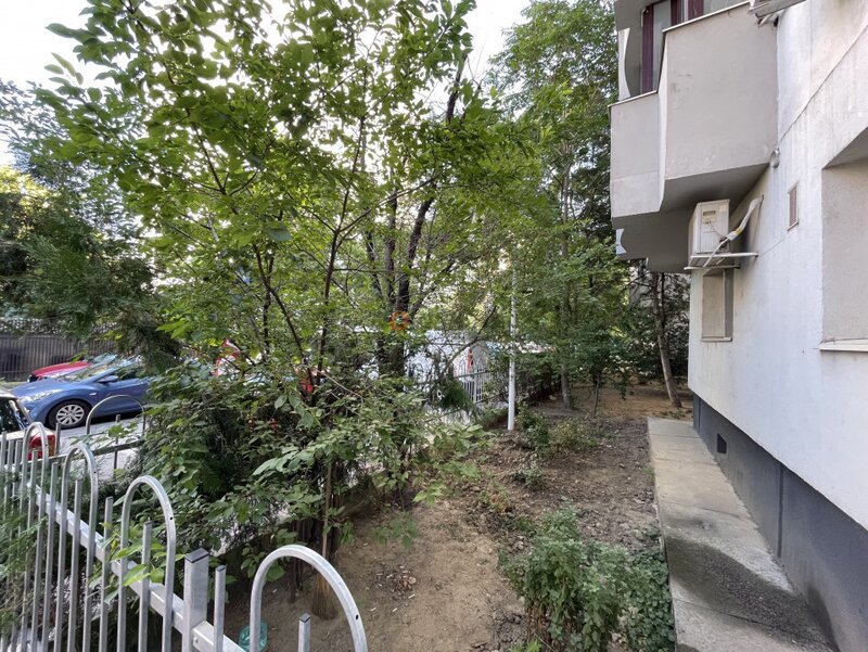 Timpuri Noi 2 camere decomandat   62mp  etaj 1 - centrala   metrou